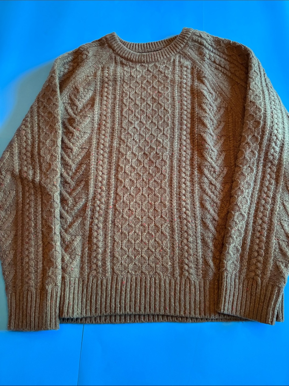 Jcrew Men's Cable Knit Crewneck Sweater in olive large